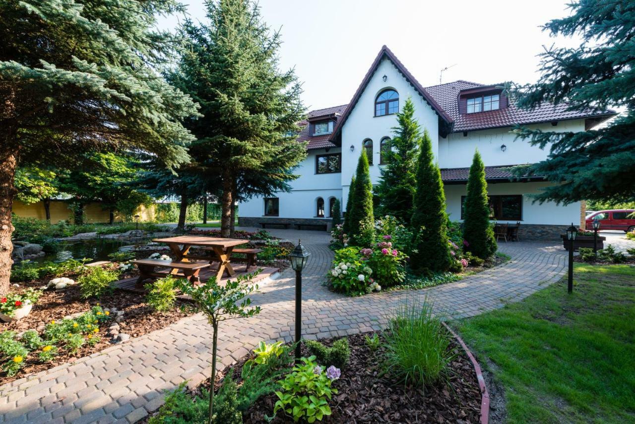 Dworek Staropolski Poznan Exterior photo